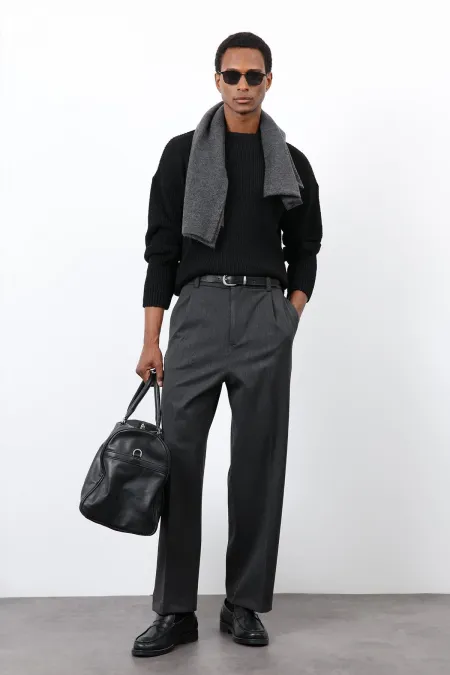 Pull en maille noire Antioch pour homme