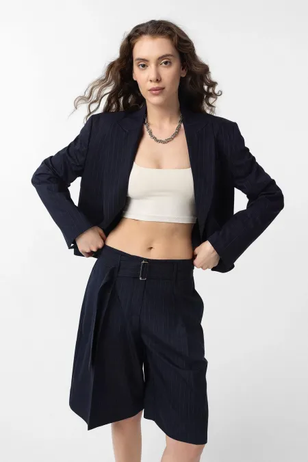 Antioch Navy Relax Fit Buttonless Crop Women's Blazer Jacket