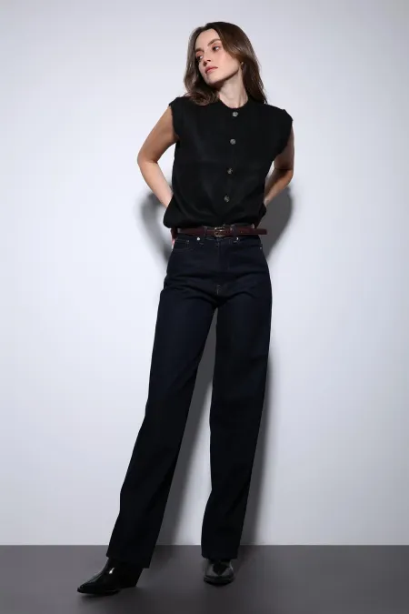 Antioch Black Textured Women's Knit Vest