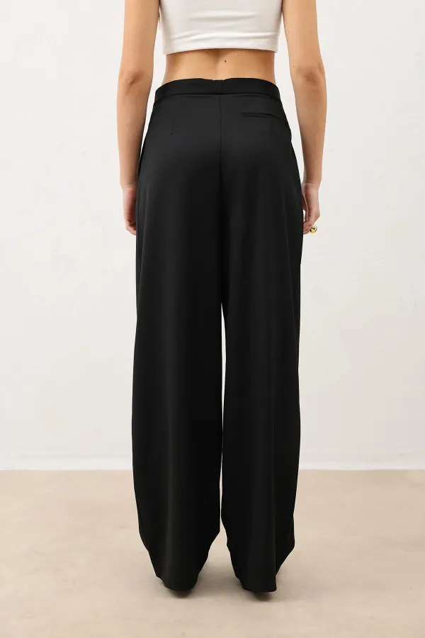 Antioch Siyah Pensli Geniş Paça Kadın Pantolon