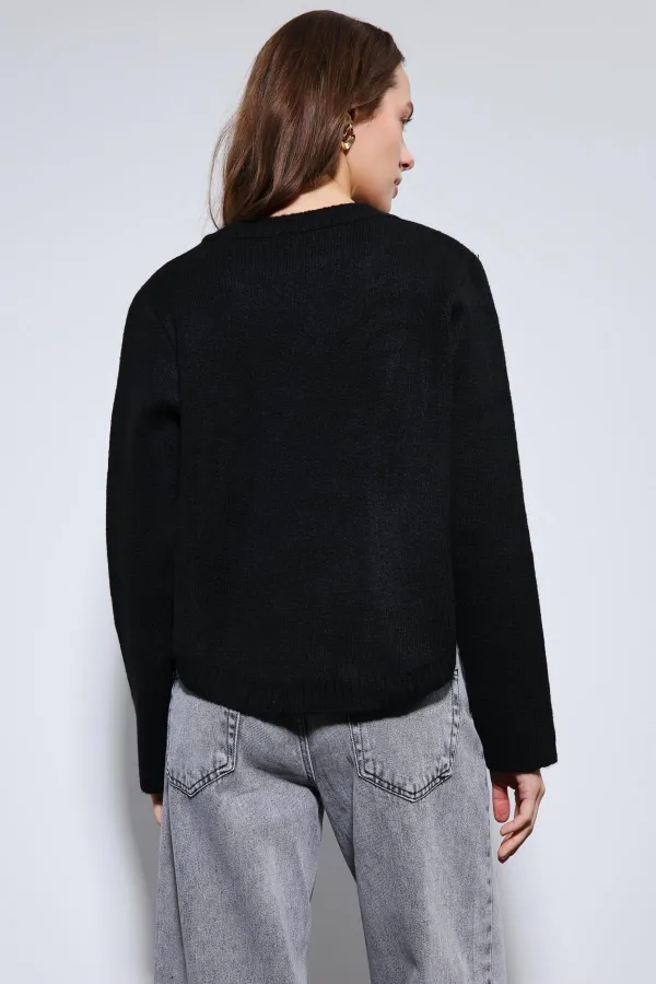 Antioch Siyah Düğme Detaylı Triko Kazak