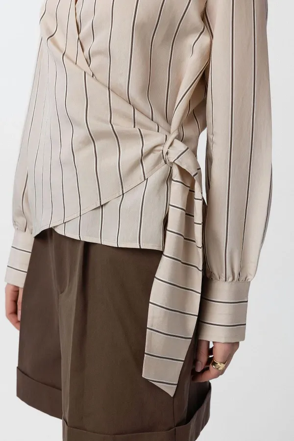 Chemise kimono drapée beige Antioch pour femme