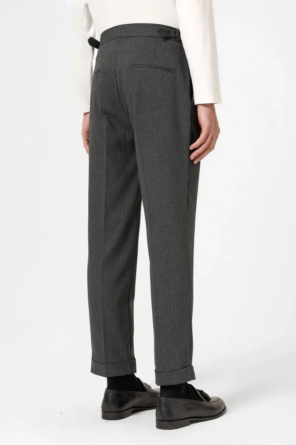 Pantalon homme Antioch anthracite à rayures et ourlet double, taille haute