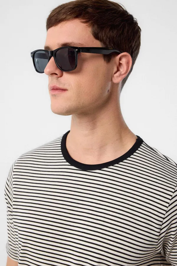 Antioch White Regular Fit Striped Men's T-Shirt