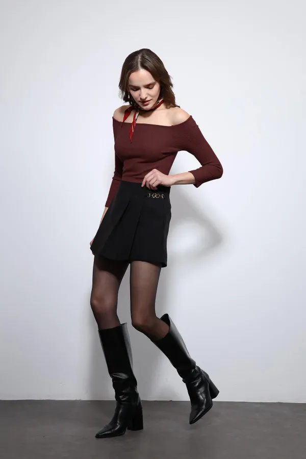 Antioch Bordo Açık Omuz Detaylı Top