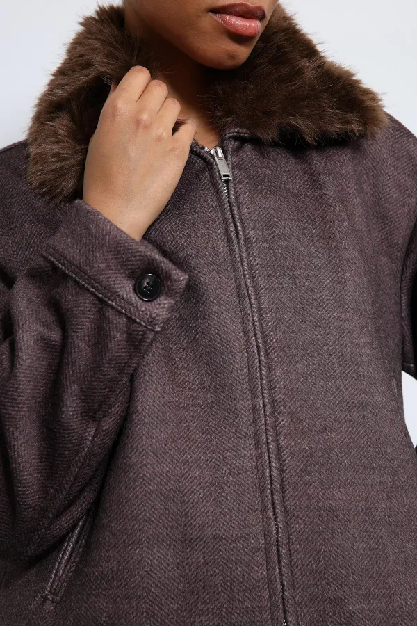 Veste Antioch Coffee en laine mélangée à col en fausse fourrure