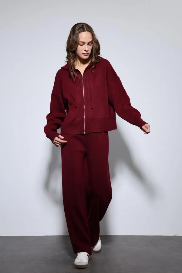 Ensemble pull à capuche bordeaux Antioch et pantalon large en maille