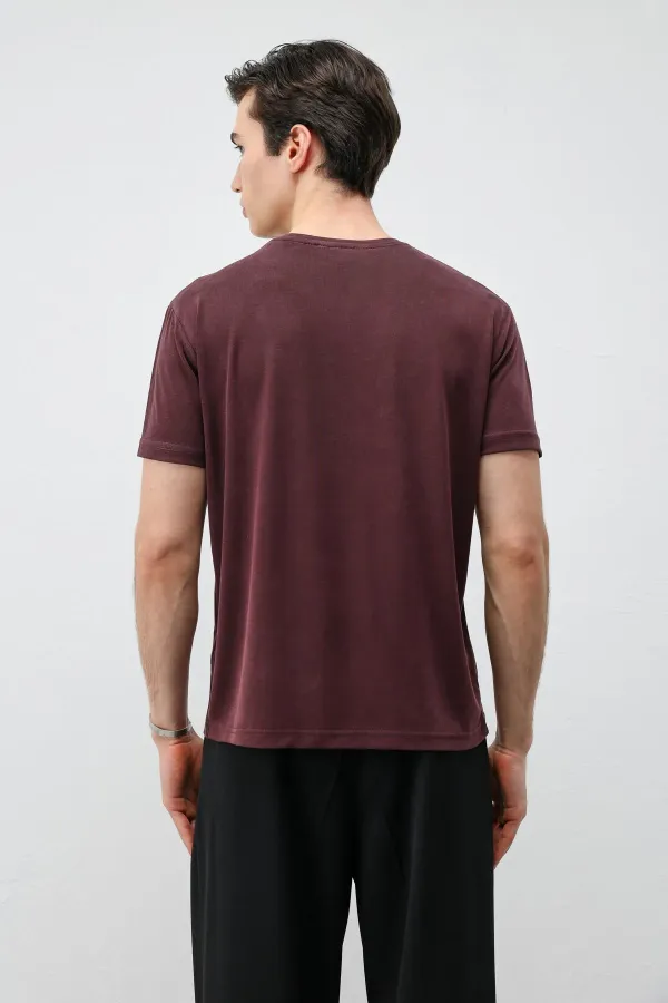 T-shirt homme Antioch Plum coupe classique en tissu technique modal