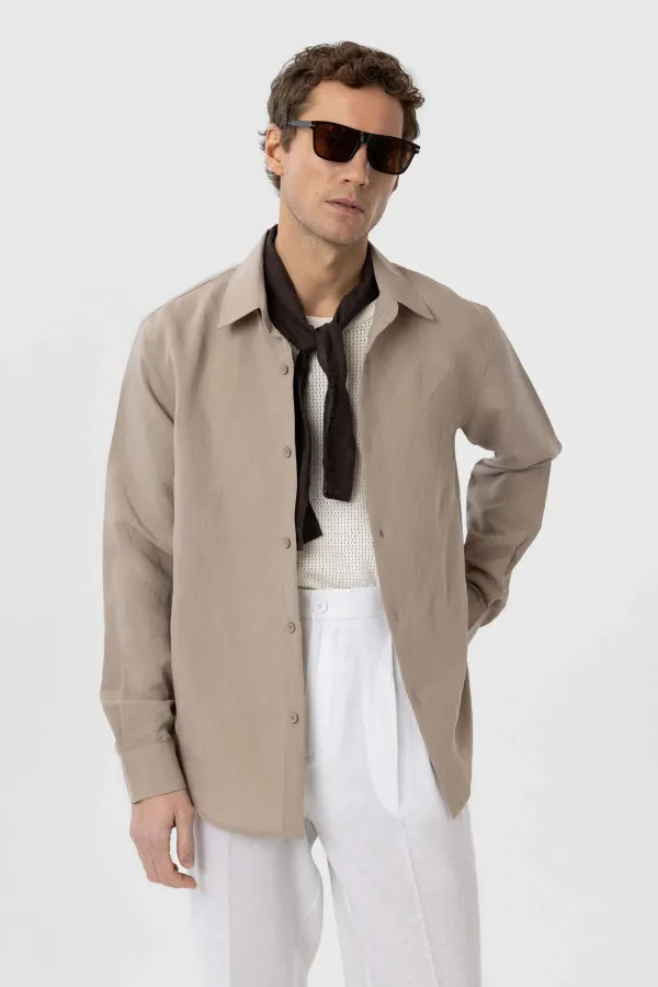 Chemise homme Antioch beige coupe décontractée en tissu modal