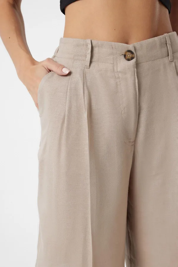 Antioch Beige Linen Blend Women's Bermuda Shorts