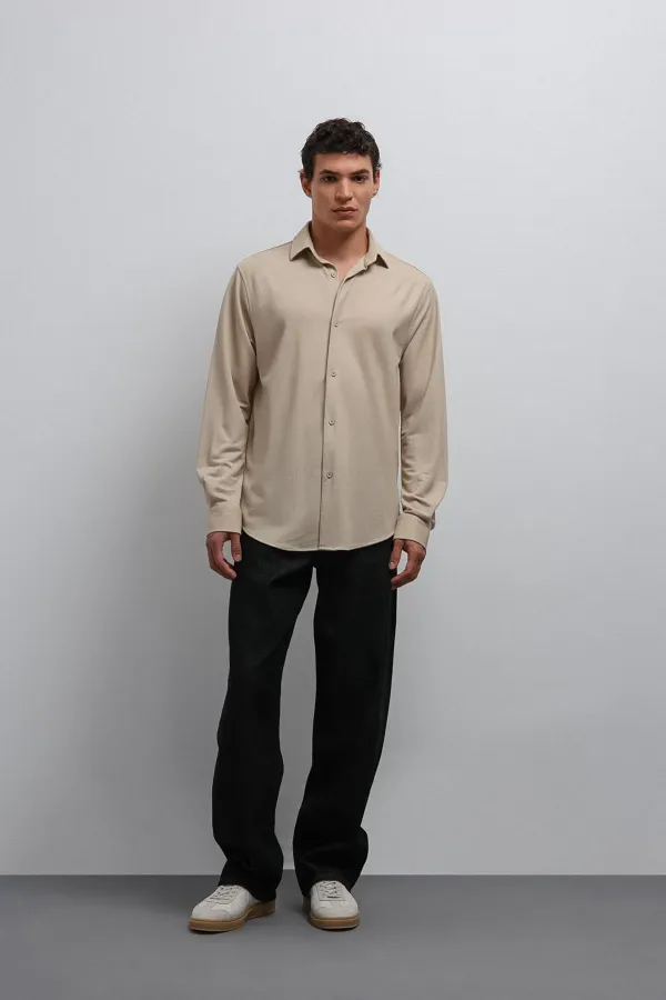 Chemise homme Antioch beige coupe décontractée