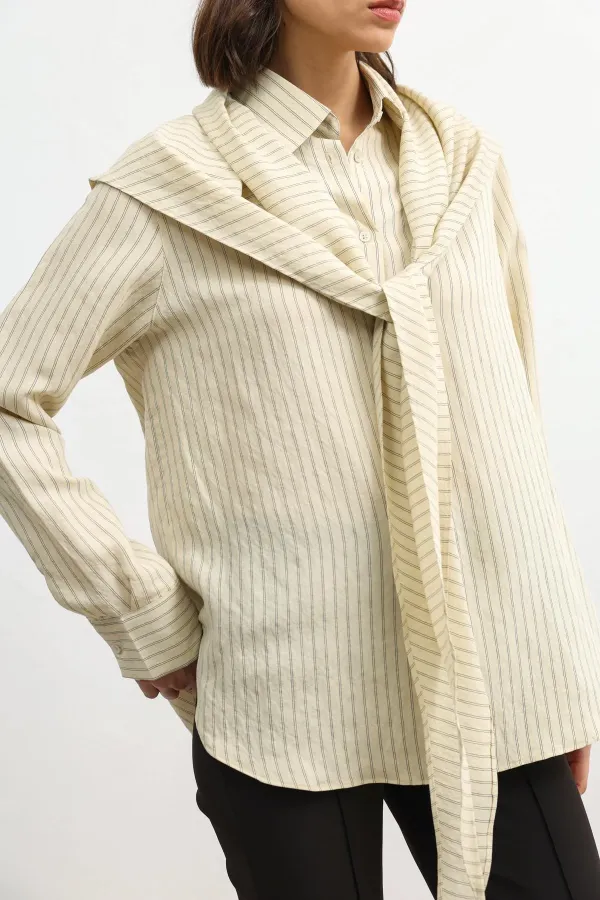 Antioch Bej Mendil Detaylı Kadın Gömlek