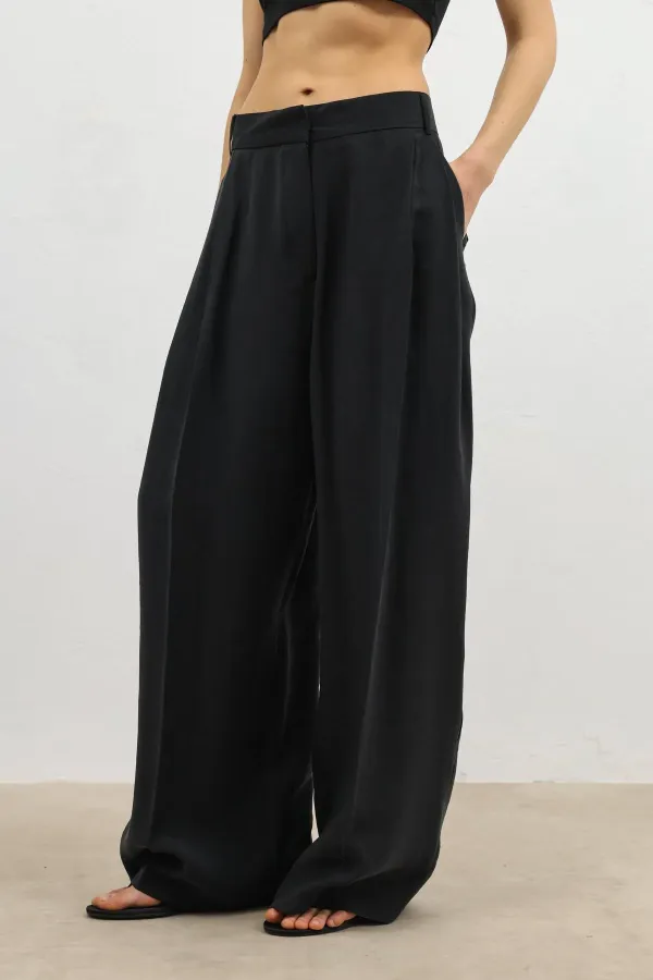 Antioch Siyah Lyocell Karışımlı Geniş Paça Kadın Pantolon