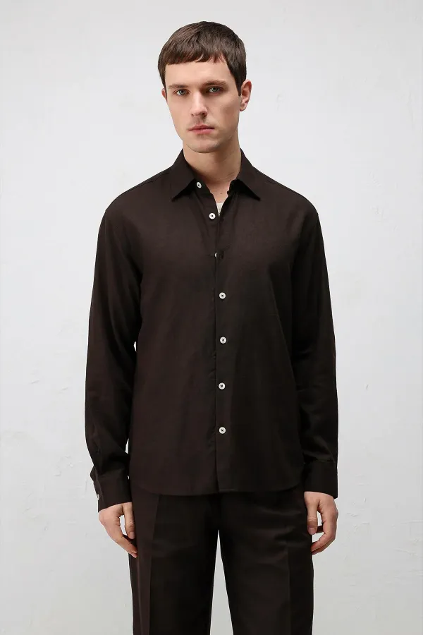 Chemise homme Antioch Coffee en lin mélangé coupe décontractée