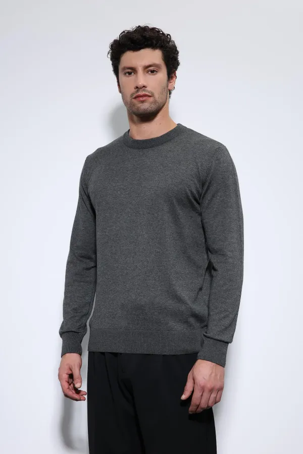 Pull basique pour homme Antioch Anthracite à texture douce