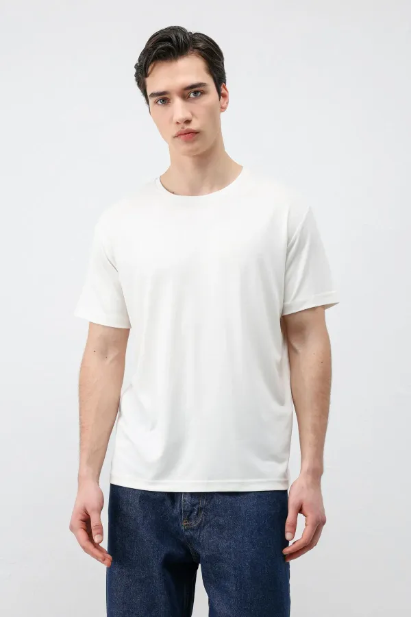 T-shirt homme Antioch Ecru coupe classique en tissu technique modal