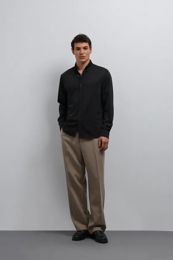 Antioch Siyah Düğmeli Yaka Relax Fit Erkek Gömlek
