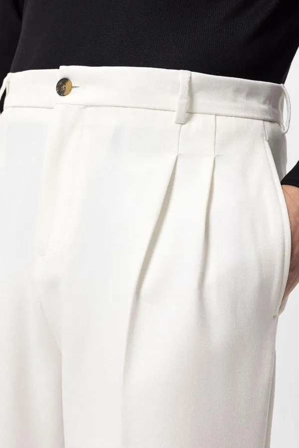 Pantalon Antioch écru à taille haute plissé et coupe décontractée pour homme