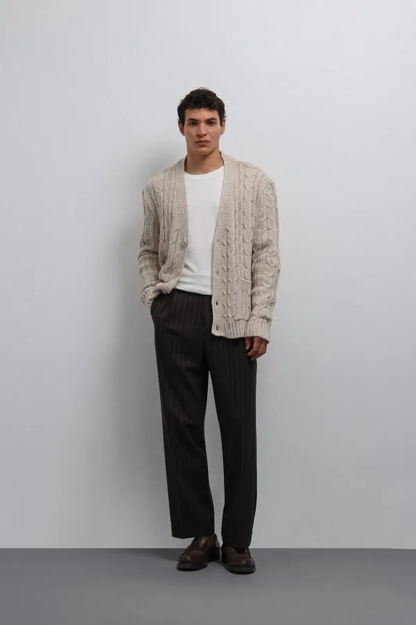 Gilet pour homme Antioch écru à tresse texturée