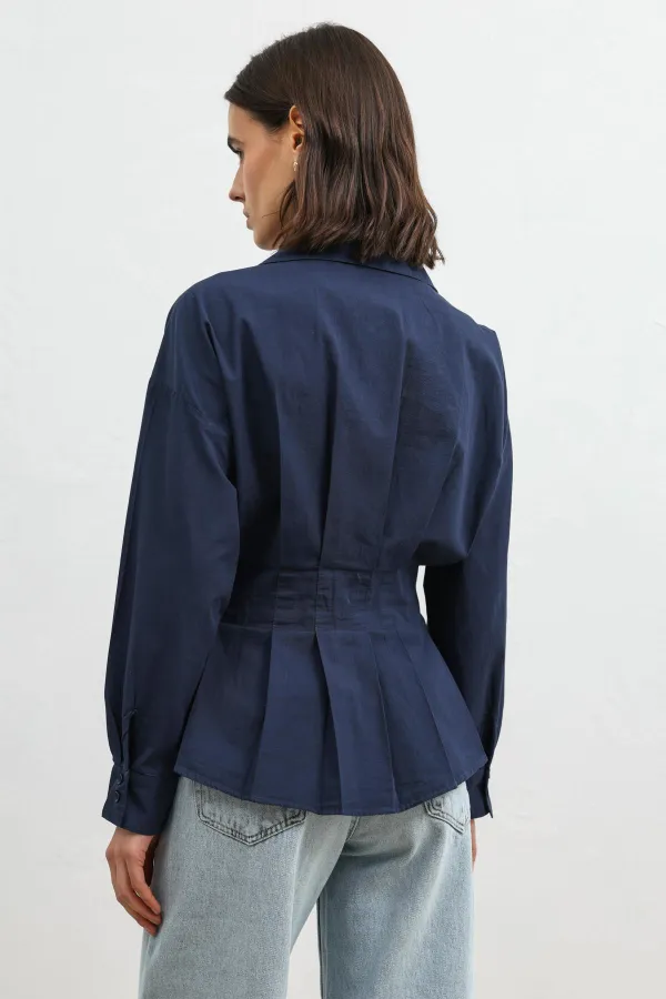 Chemise Antioch bleu marine plissée en popeline pour femme