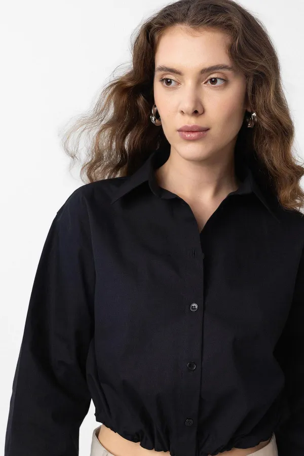 Chemise courte en popeline noire Antioch pour femme