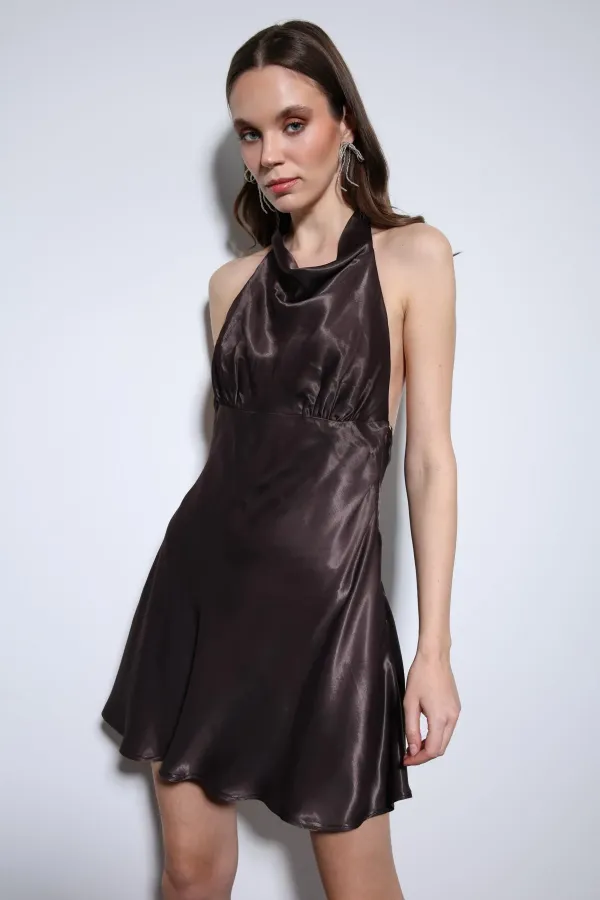 Antioch Koyu Kahve Halter Yaka Saten Kısa Elbise