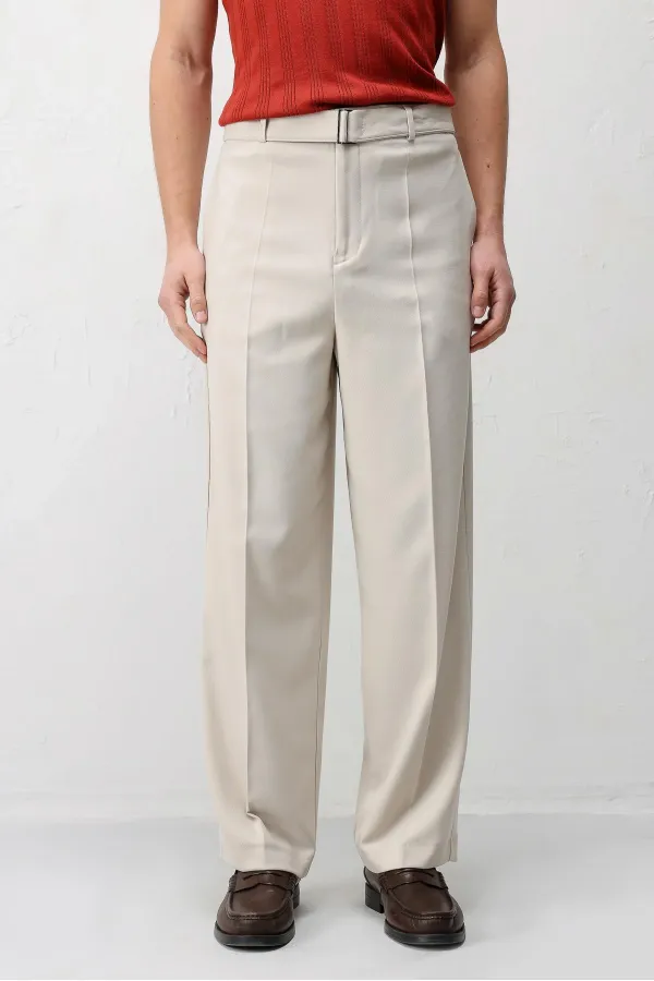 Pantalon homme Antioch beige coupe décontractée avec ceinture