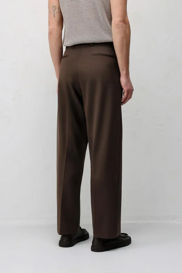 Antioch Coffee Pleated Relaxed Fit Men's Trousers