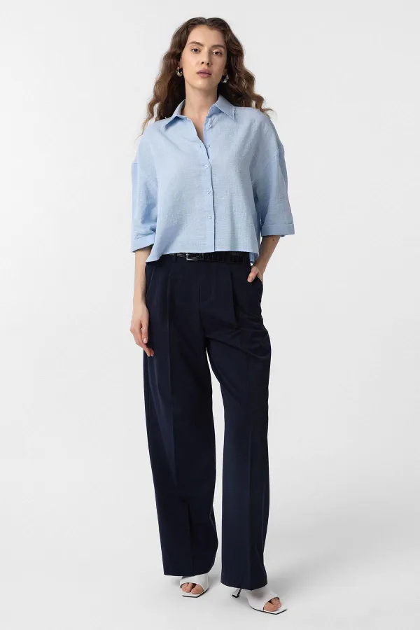 Chemise courte texturée bleue Antioch pour femme