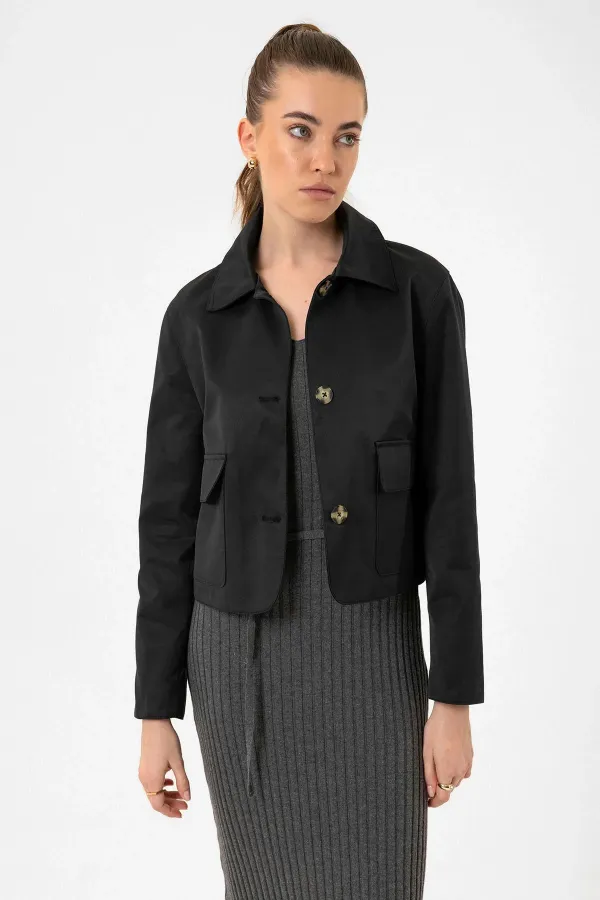 Antioch Black Women's Seasonal Thin Short Jacket