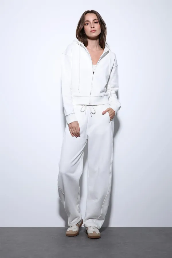 Pantalon de survêtement Antioch Ecru Basic à jambes droites pour femmes