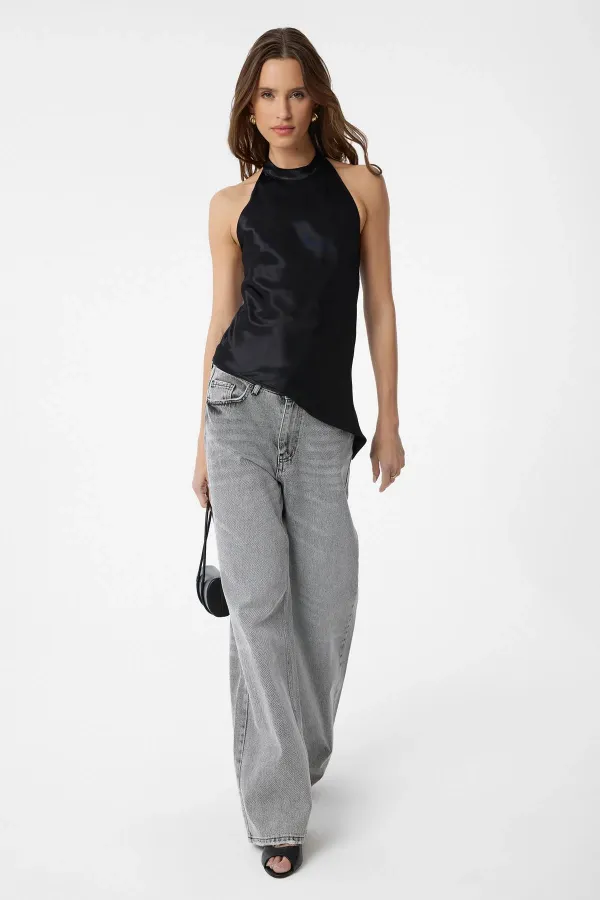 Antioch Siyah Asimetrik Saten Sırt Dekolteli Kadın Top