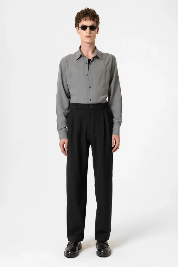 Pantalon Antioch noir à taille haute plissé et coupe décontractée pour homme