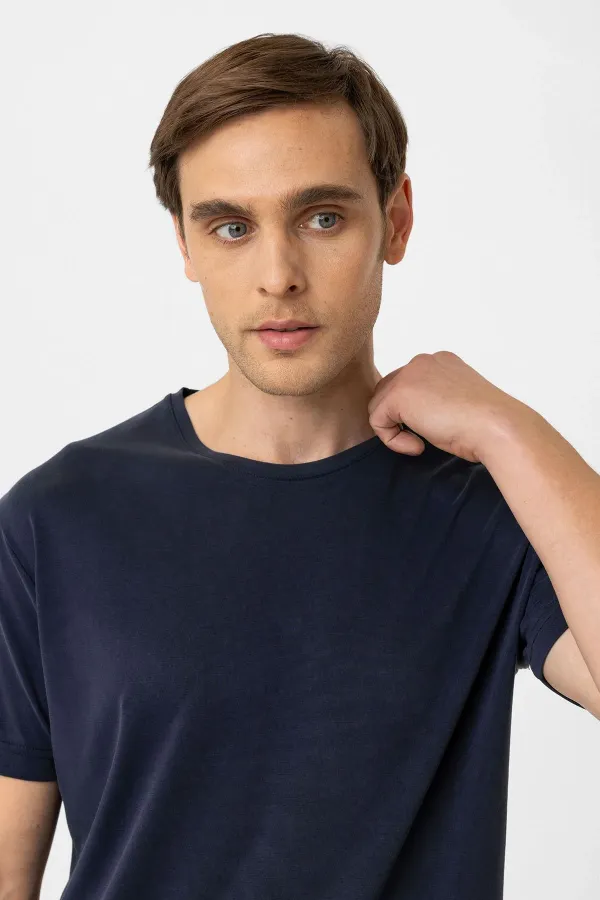 T-shirt homme Antioch Navy coupe classique en tissu technique modal
