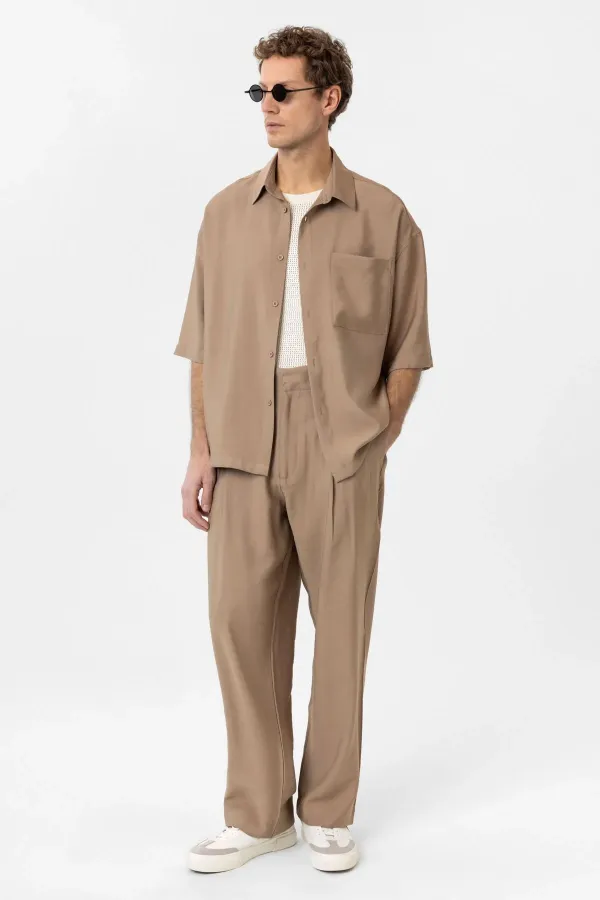 Chemise homme Antioch Mink à manches courtes décontractées