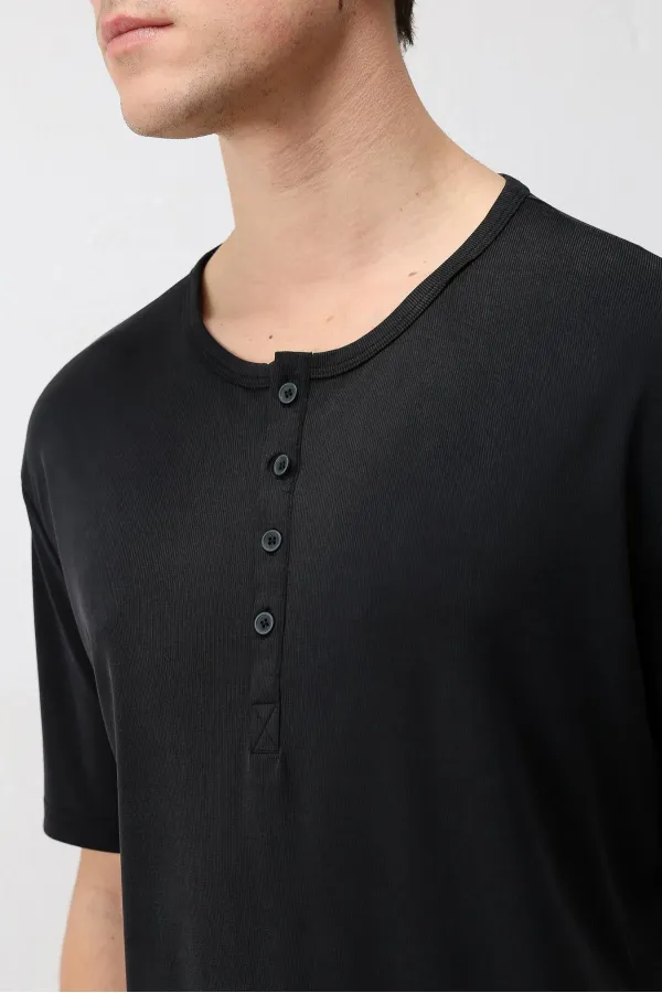 T-shirt homme Antioch noir à col boutonné