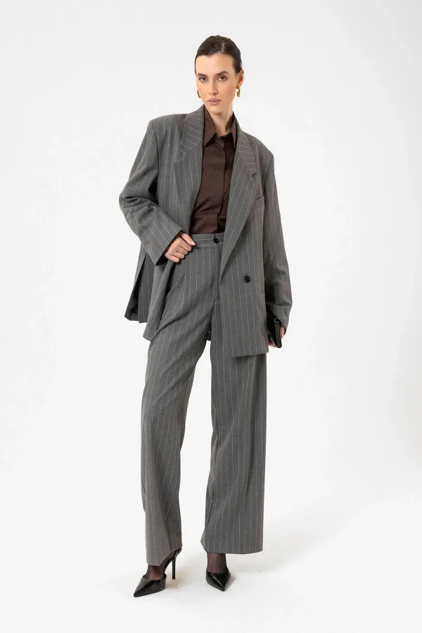 Antioch Gri Kadın Çizgili Oversize Blazer Ceket