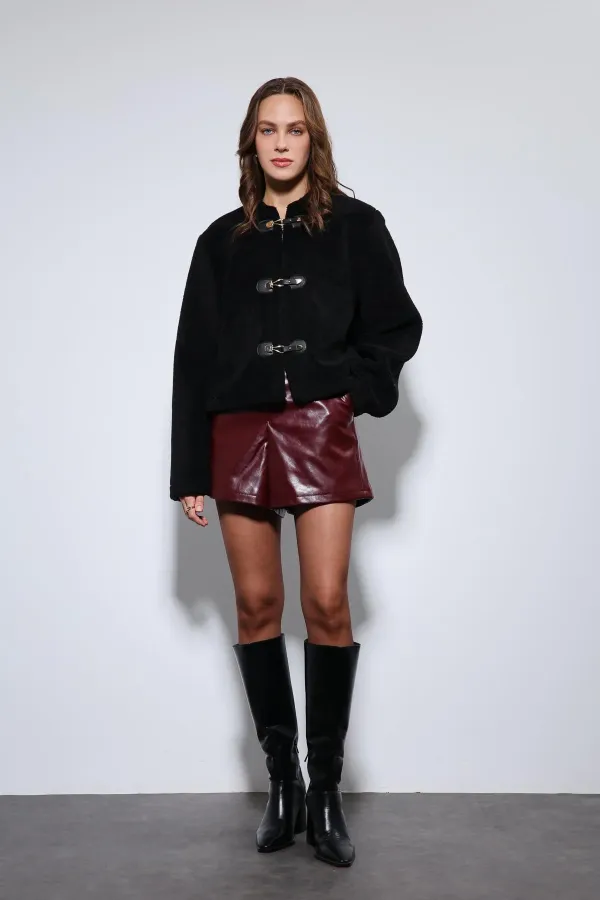 Antioch Siyah Süslü Düğmeli Suni Kürk Ceket