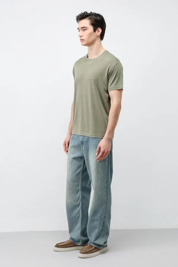 T-shirt homme Antioch Khaki coupe classique en tissu technique modal