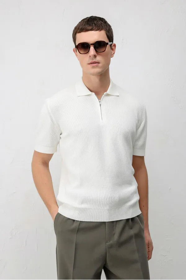 T-shirt en maille Antioch Ecru Comfort Slim à fermeture éclair pour homme