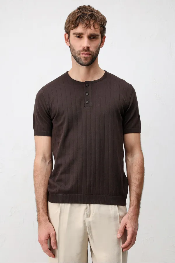 Antioch Coffee Textured Men's Knit T-Shirt