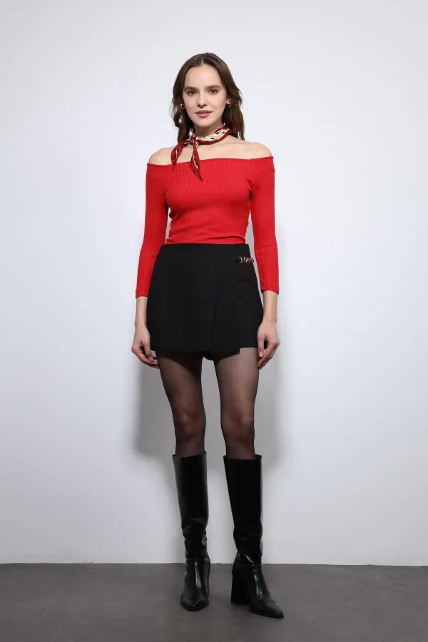 Haut Antioch rouge à épaules dénudées