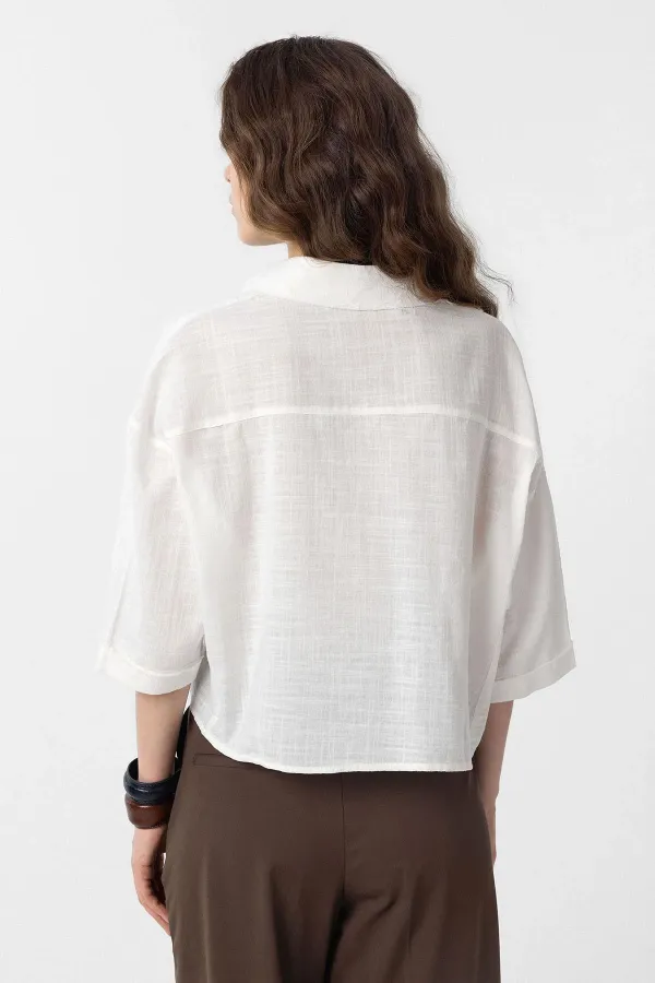 Antioch Beyaz Crop Dokulu Kadın Gömlek