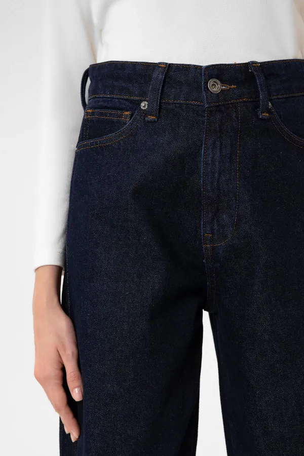 Antioch Dark Blue Women's High-Waisted Jeans