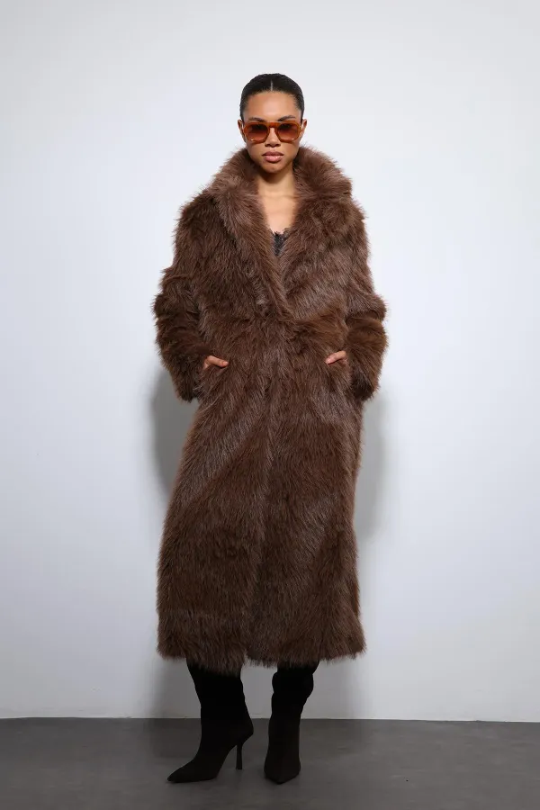 Manteau long en fausse fourrure Antioch Coffee