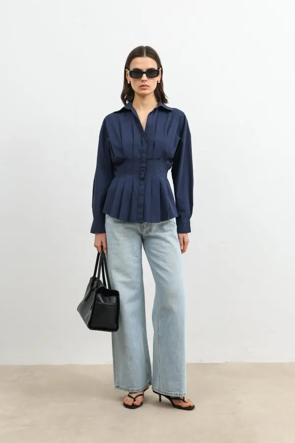 Chemise Antioch bleu marine plissée en popeline pour femme