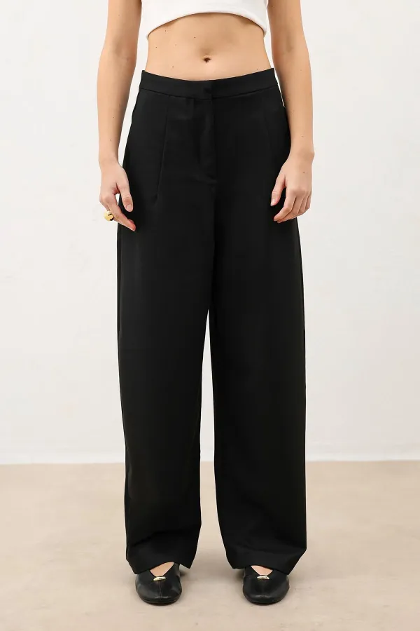 Antioch Siyah Pensli Geniş Paça Kadın Pantolon