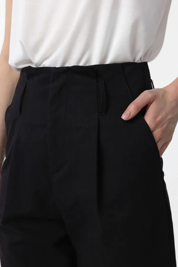 Antioch Siyah Yüksek Bel Paçası Düğmeli Fit Kadın Pantolon