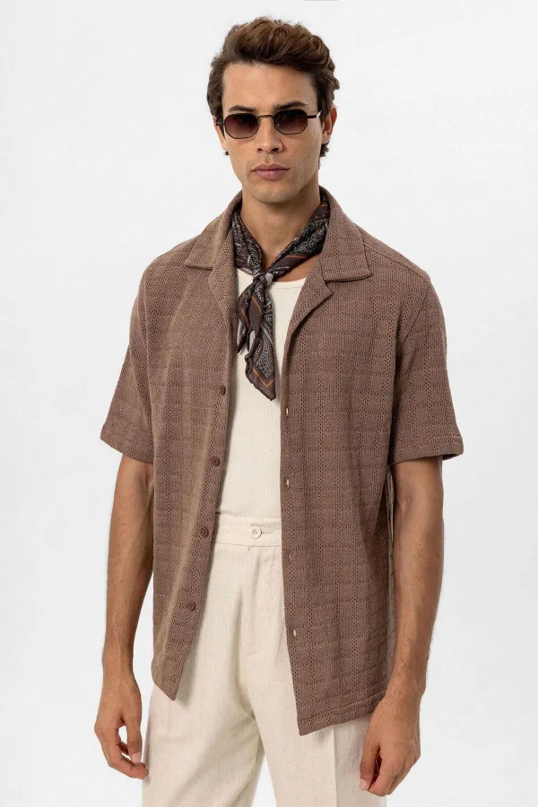 Antioch Kahve Apaş Yaka Kare Örme Erkek Gömlek