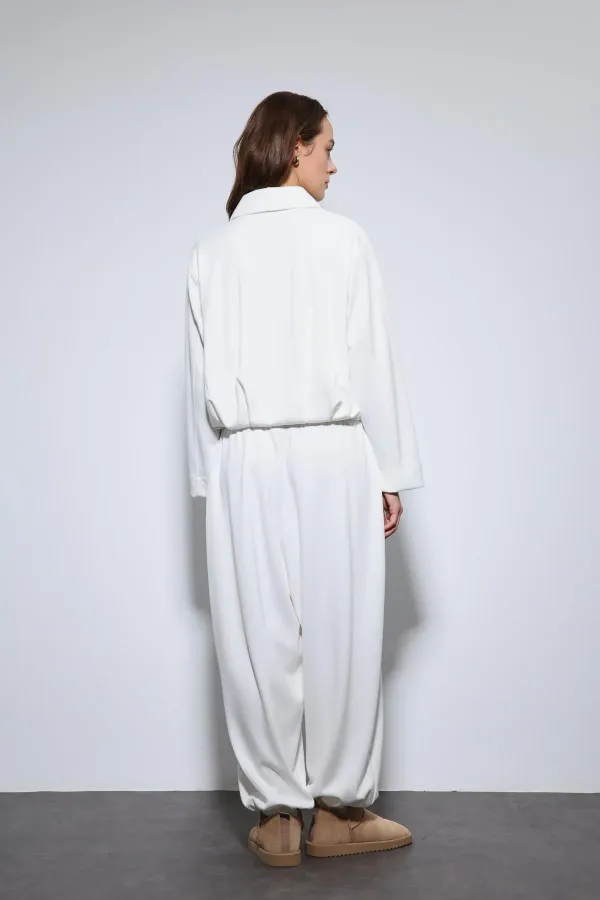Antioch Off-White Voluminous Jacket and Sweatpants Set with Elasticated Hem